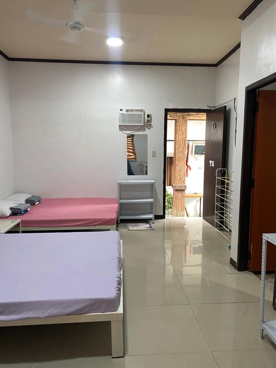 Jow'S Place Tarlac City Exterior photo